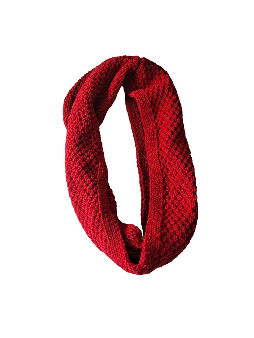 Red Chunky Knit Made in Italy Infinity Scarf 14" X 26"
